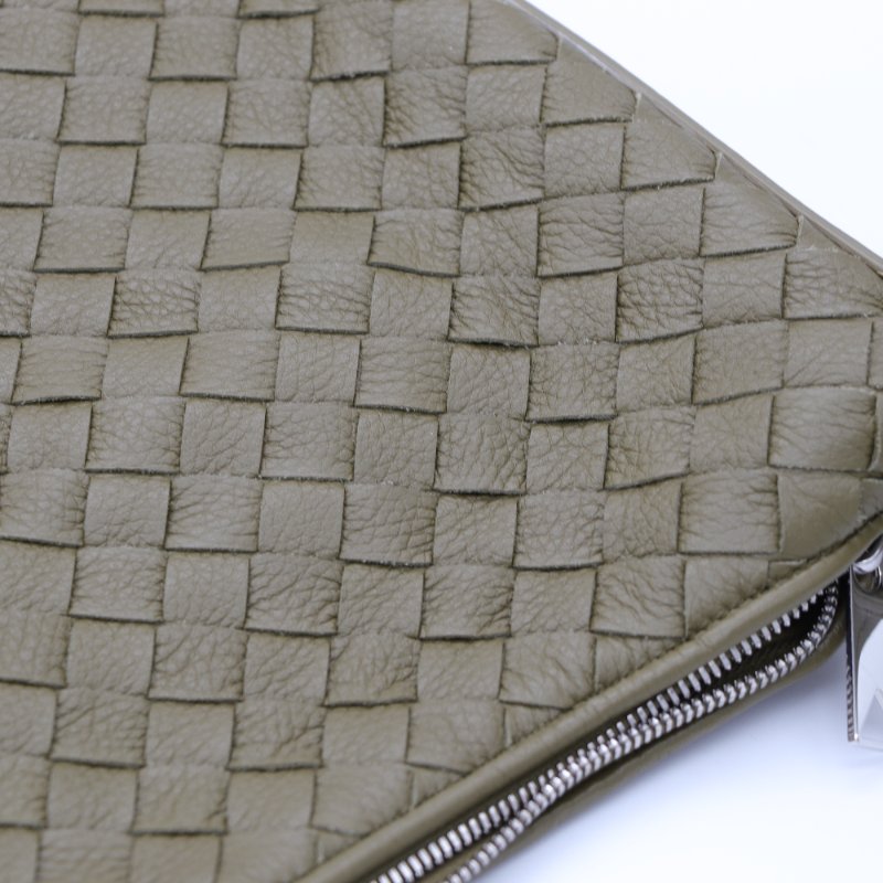 （專櫃在售♥️12 萬）Bottega Veneta 寶緹嘉 橄欖綠 牛皮 編織 斜挎包 斜背包-11