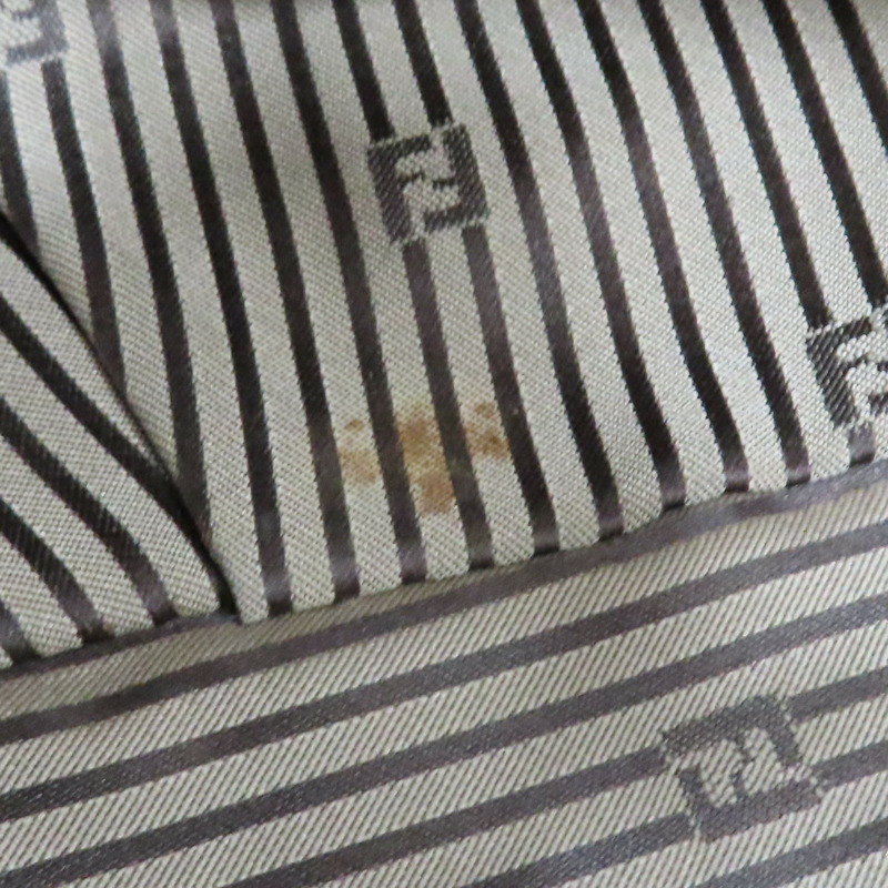 金屬棕色 牛皮 Mia 肩背包【FENDI 芬迪】 8BR614-HJM-15