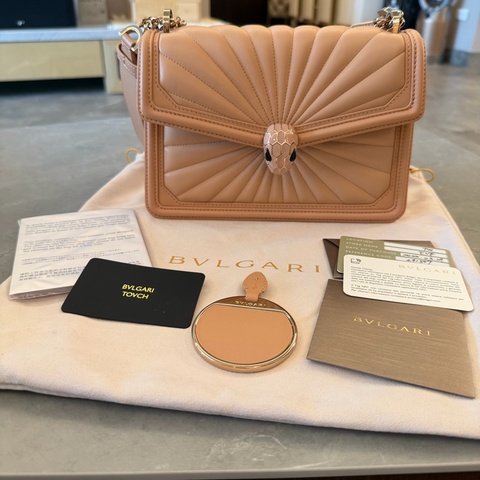 BVLGARI（寶格麗）Serpenti 鏈帶肩背包