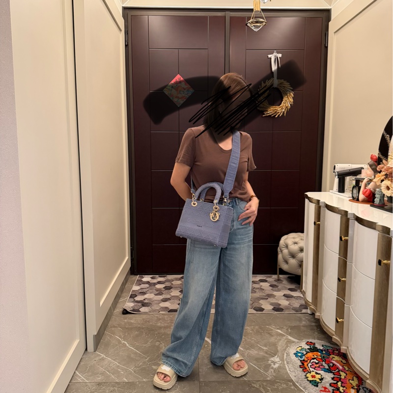 Dior - Lady Dior 系列的小型托特包款-7