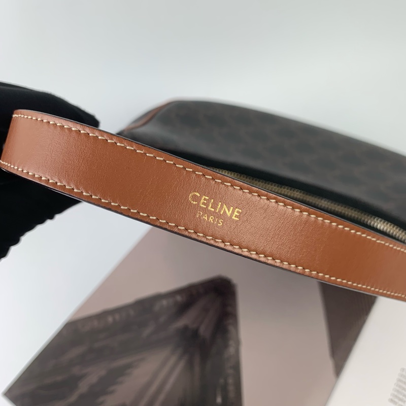Celine腋下包-5