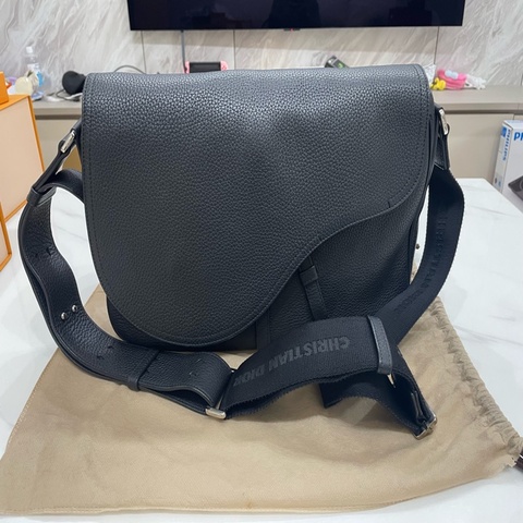 Dior Saddle 郵差包