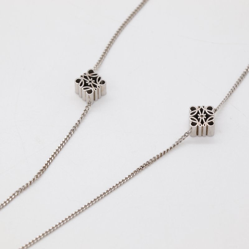 Loewe 羅威 多層次 Anagram 6 花🌸 銀色 金屬 長項鍊 毛衣鏈-3