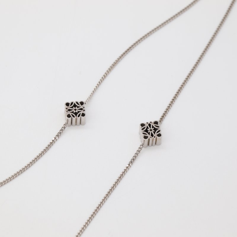 Loewe 羅威 多層次 Anagram 6 花🌸 銀色 金屬 長項鍊 毛衣鏈-4