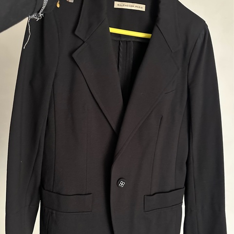 BALENCIAGA.PARIS 黑色單扣外套