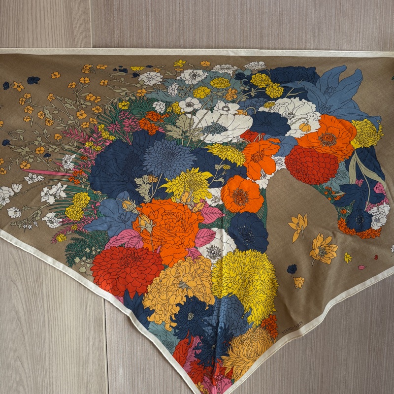 HERMÈS 愛馬仕正品 三角巾-0