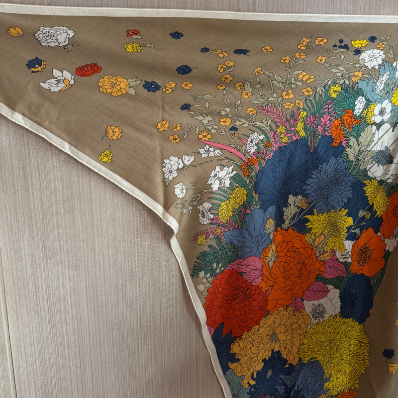 HERMÈS 愛馬仕正品 三角巾-6