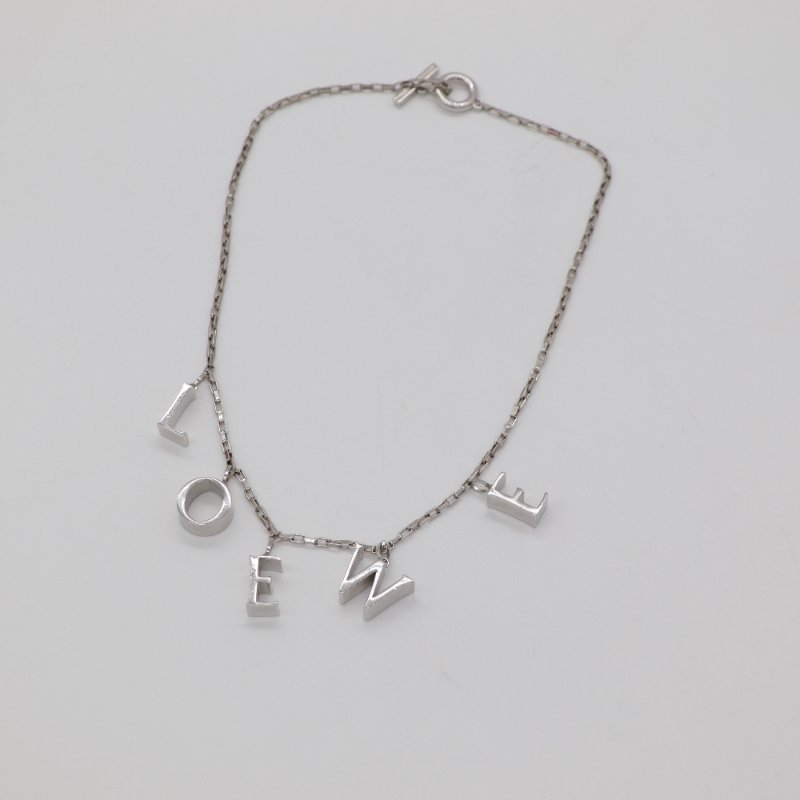 Loewe 羅威 銀色 金屬 字母 項鍊-1