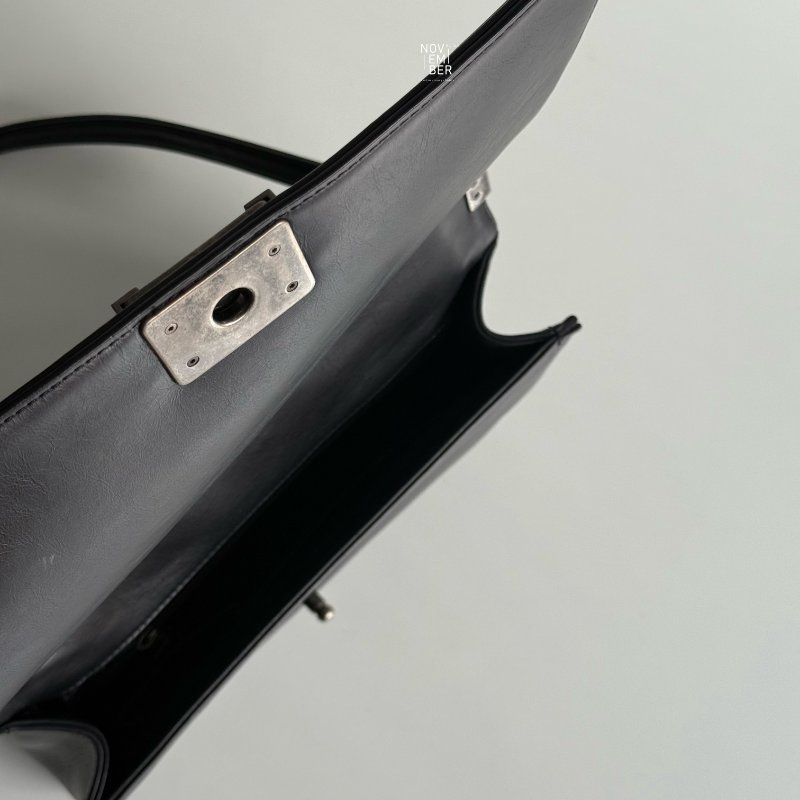 95新🖤 Chanel 香奈兒 Le Boy 30 黑色銀釦-4