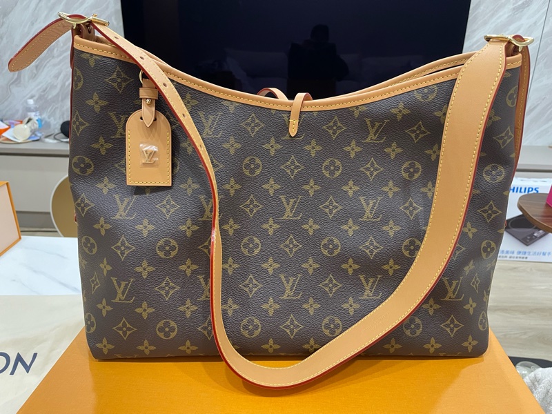 LV Carry All MM 肩背手提時尚很chill包-1