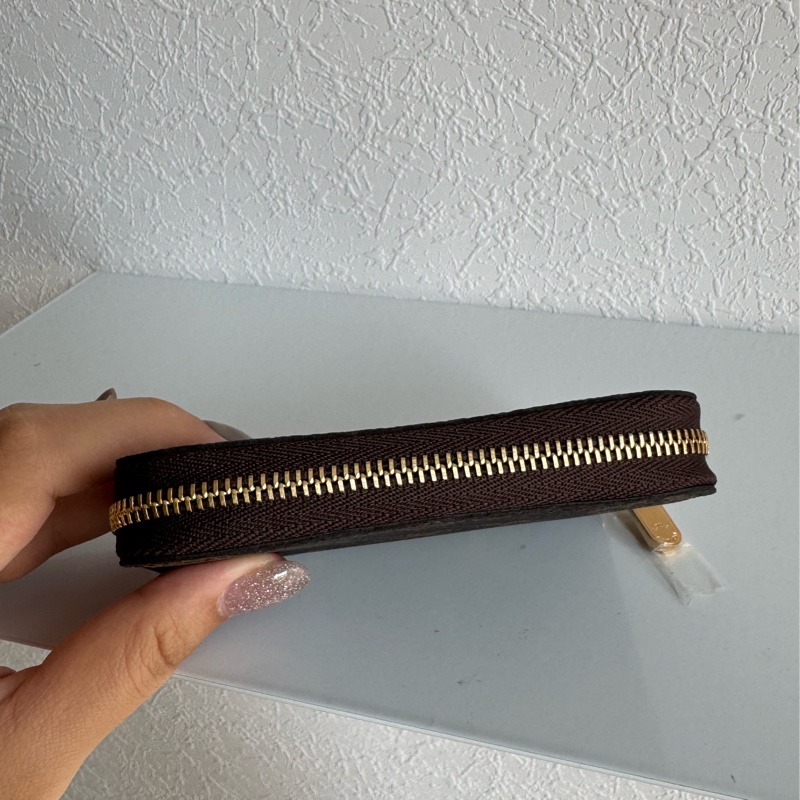 LV花紋愛心鑰匙ㄇ拉零錢包👛必買✨✨-2