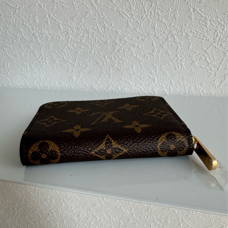 LV花紋愛心鑰匙ㄇ拉零錢包👛必買✨✨-5