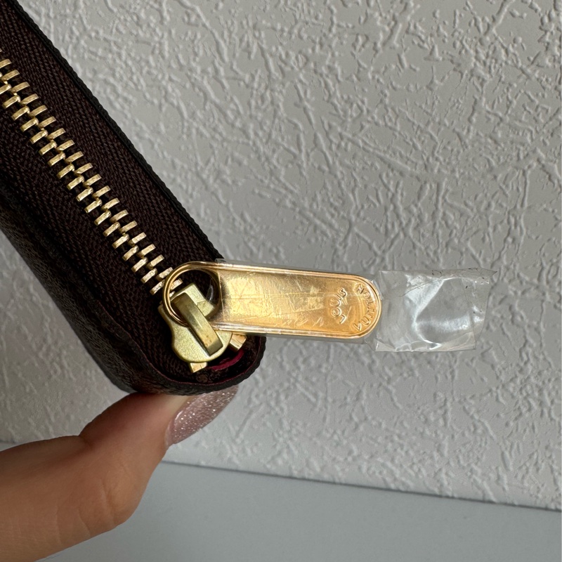 LV花紋愛心鑰匙ㄇ拉零錢包👛必買✨✨-7