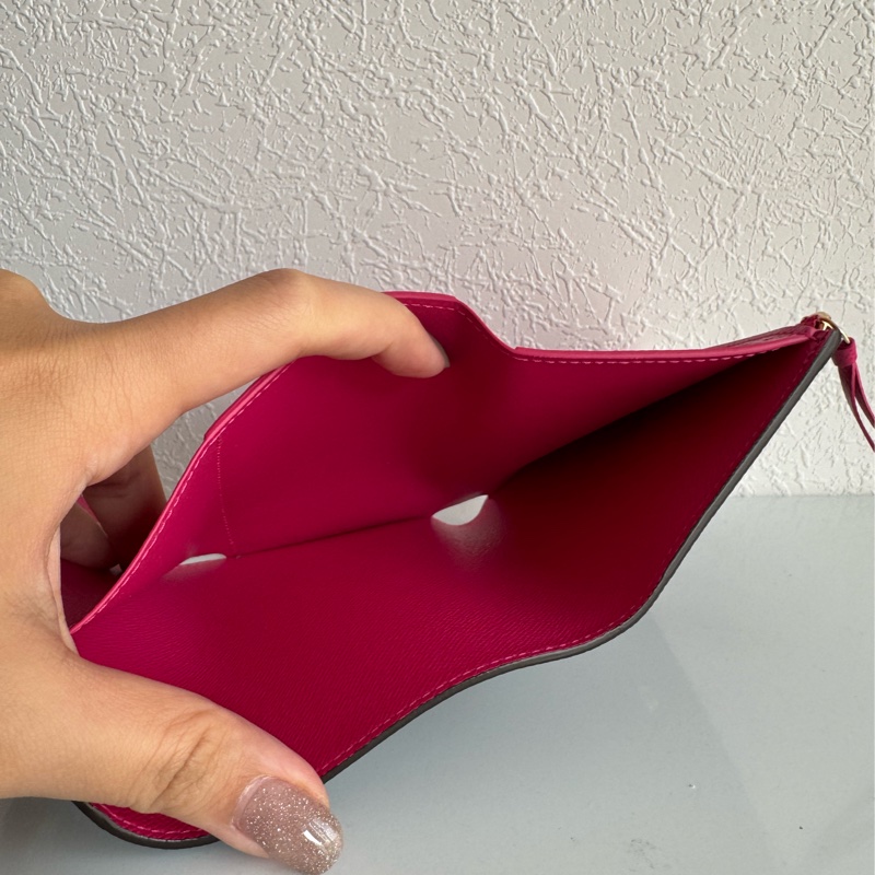 LV花紋Vivienne 內桃三折短夾 超好看😻😻-18