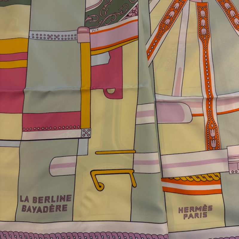 Hermès 正品 真絲方巾-1