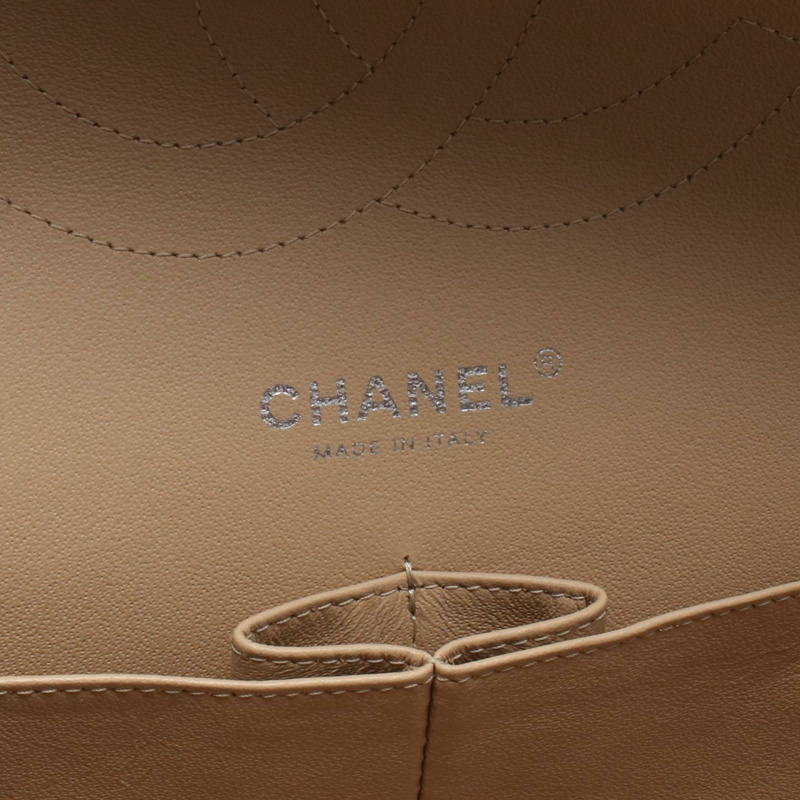 香奈兒 Jumbo Matelasse 30 經典大號 W 翻蓋鏈條單肩背包，羊皮材質，銀色五金-3