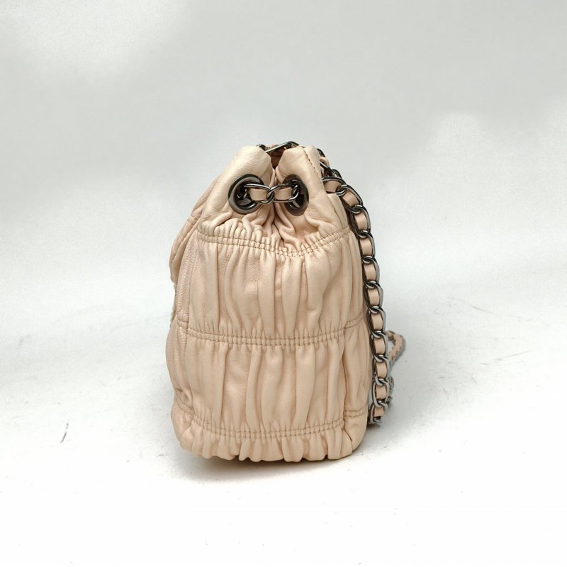 PRADA 裸色羊皮銀扣單肩包褶皺腋下包肩背包-1