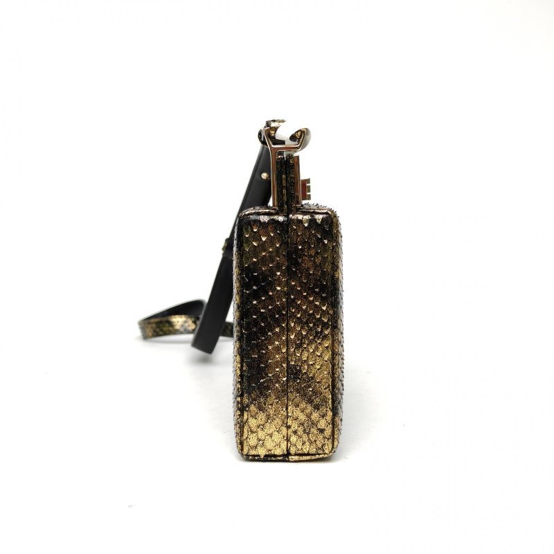 CHANEL 黑金蛇皮26開金扣2.55盒子包肩背包-3