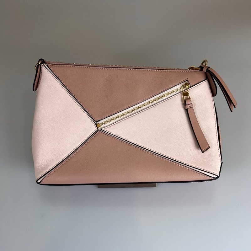 LOEWE 261712 粉拚色PUZZLE POUCH 肩背包-1