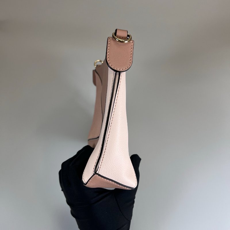 LOEWE 261712 粉拚色PUZZLE POUCH 肩背包-3