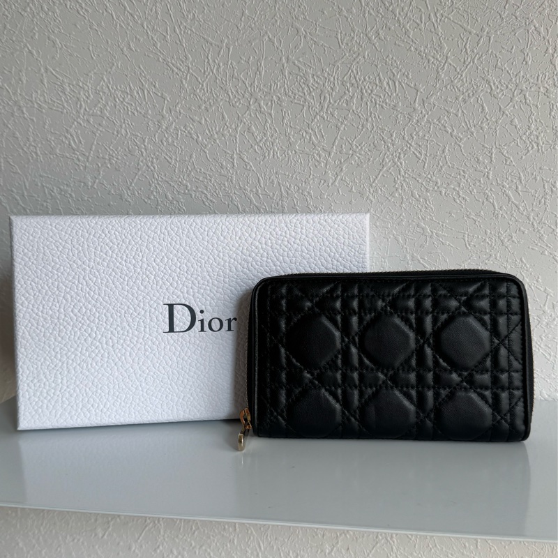 Dior黑藤格紋ㄇ拉中夾 超美❤️‍🔥❤️‍🔥-0
