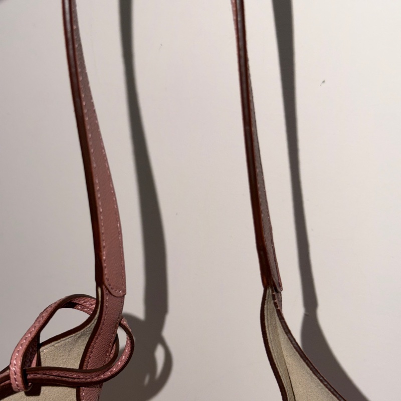 Tod’s Timeless乾燥玫瑰色 中號托特包 已低於行情價格，勿亂議價-9