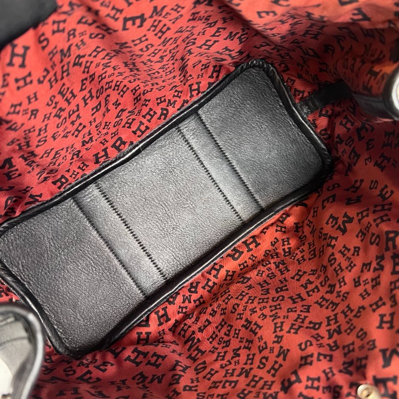 HERMES □I刻 黑皮革(拚色款)GP30手拿包-5