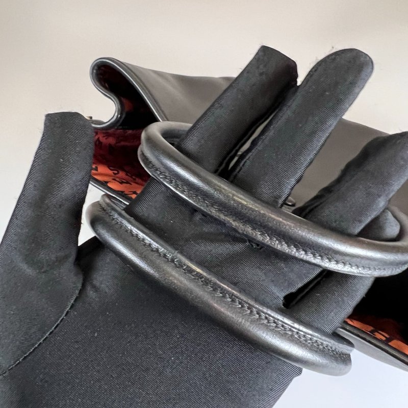 HERMES □I刻 黑皮革(拚色款)GP30手拿包-6