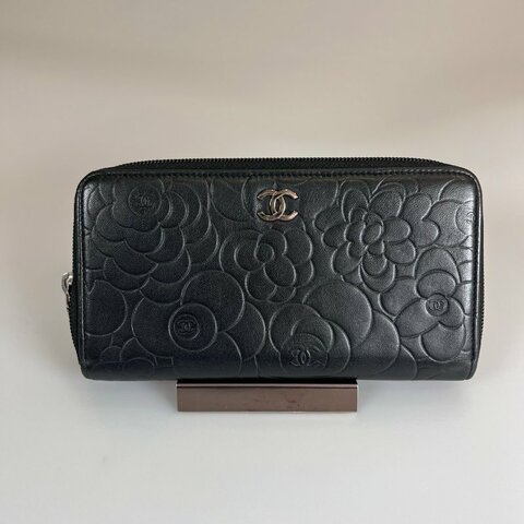 CHANEL 山茶花ㄇ拉長夾 羊皮黑 保卡款14開