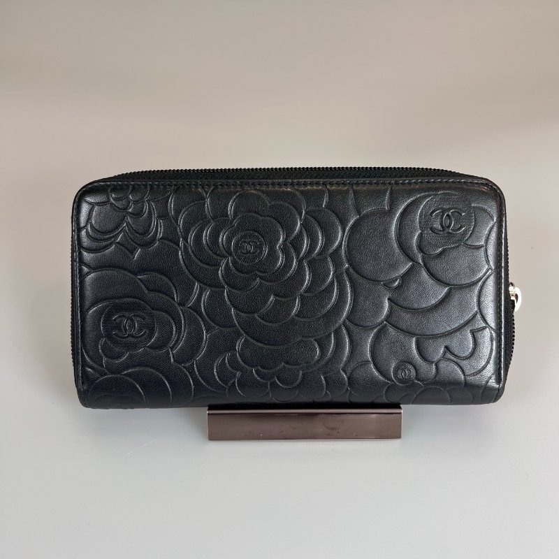 CHANEL 山茶花ㄇ拉長夾 羊皮黑 保卡款14開-1