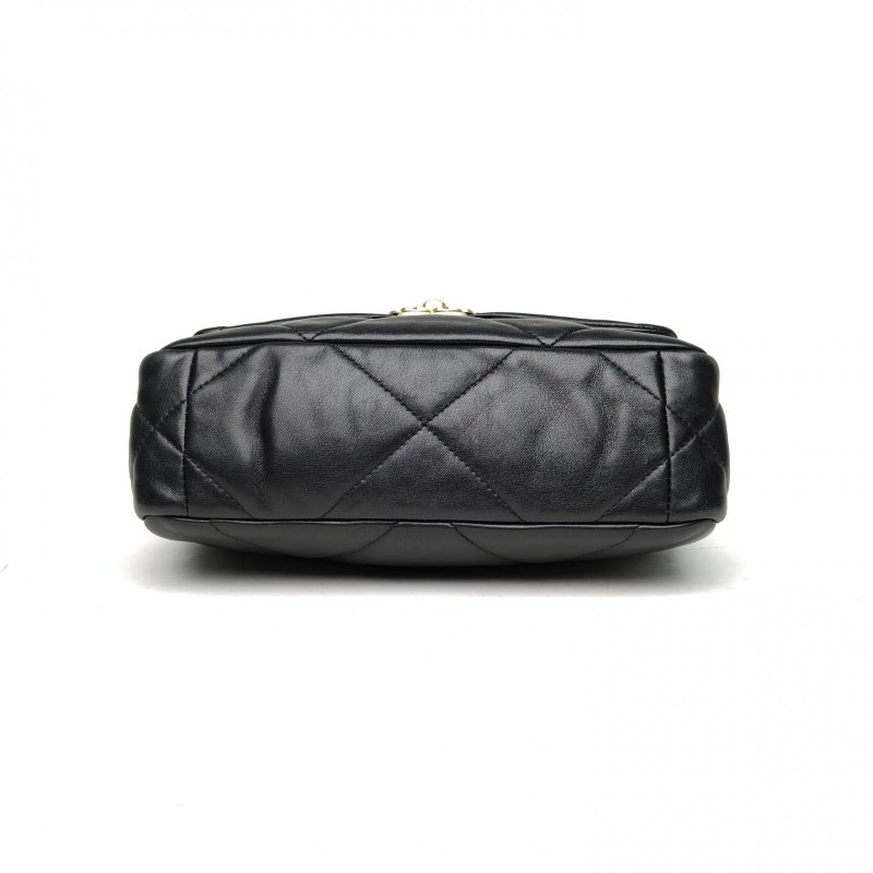 CHANEL 19BAG口蓋包小號26黑色羊皮30開金銀扣肩背包-4