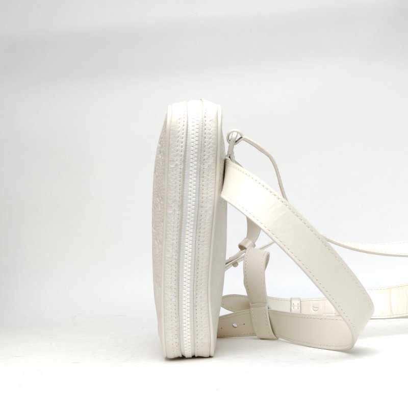 LOUIS VUITTON 白色牛皮2018LVVIRGILABLOH戰術包肩背包-1