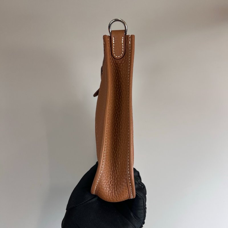 HERMES Z刻 TC皮 金棕EVELYNE TPM 肩背包-3