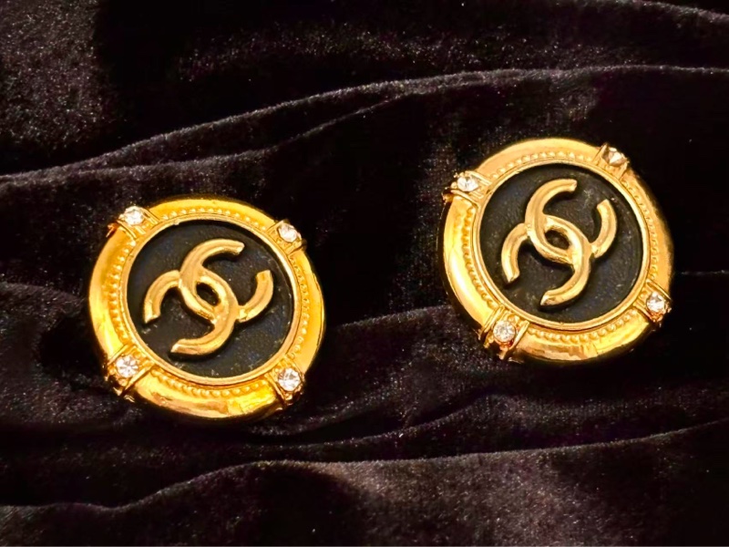 Chanel Vintage 香奈兒雙C耳夾 黑金配色-1