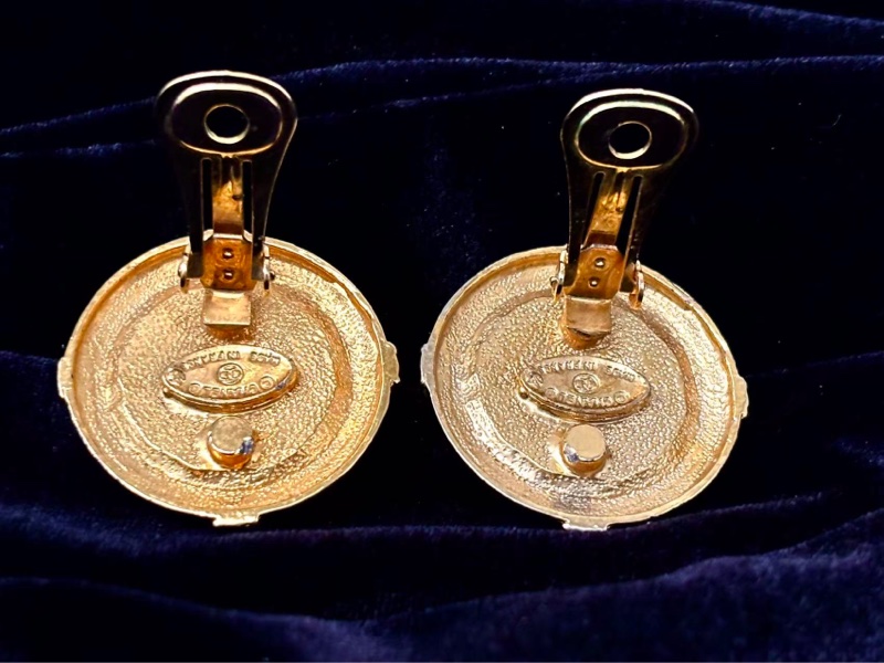 Chanel Vintage 香奈兒雙C耳夾 黑金配色-5