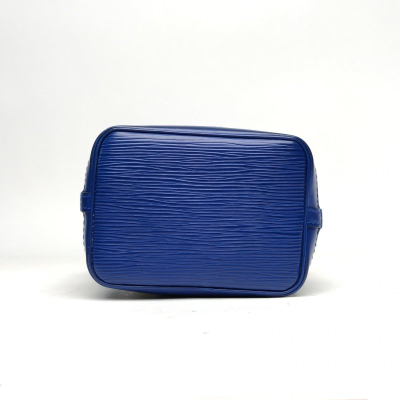 LOUIS VUITTON 藍色EPI水波紋牛皮銀扣2016水波紋小水桶nano肩背包-4