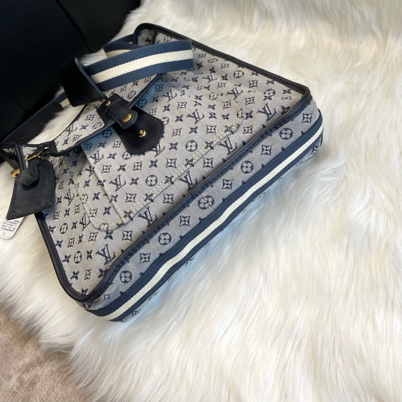 Louis Vuitton • 經典老花牛仔丹寧 Evelyne 斜背包-9