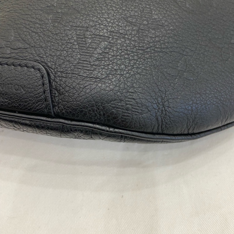 Louis Vuitton • Discovery 經典黑色牛皮老花壓紋腰包 芯片款✨-8