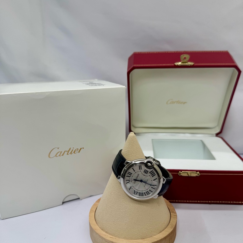 CARTIER 藍氣球系列 自動上鍊機械腕錶（精鋼錶殼／鱷魚皮錶帶）W69017Z4-1