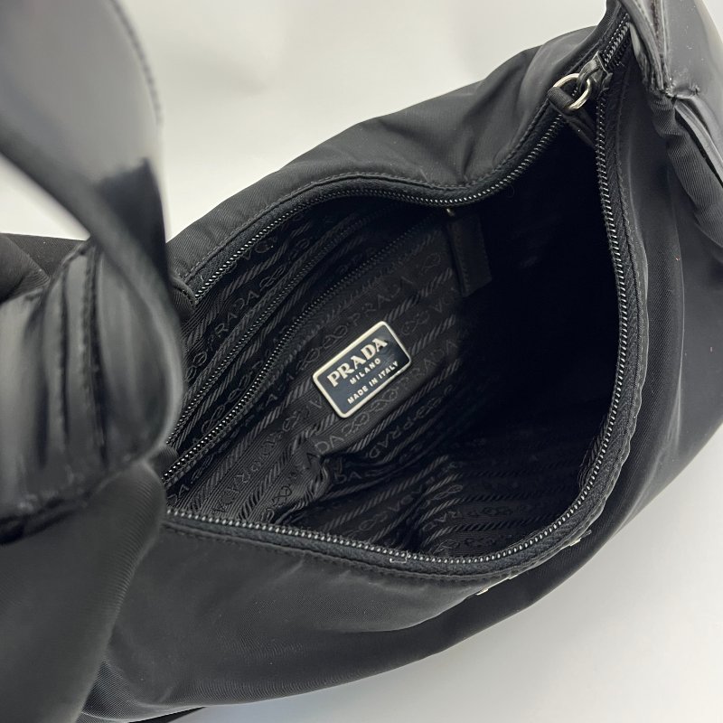 🏷Prada hobo-5