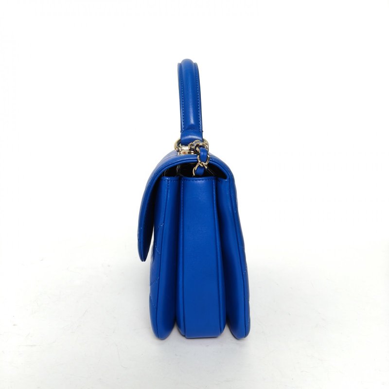 CHANEL TrendyCC手提風琴包小號25藍色羊皮31開淺金扣肩背包-3