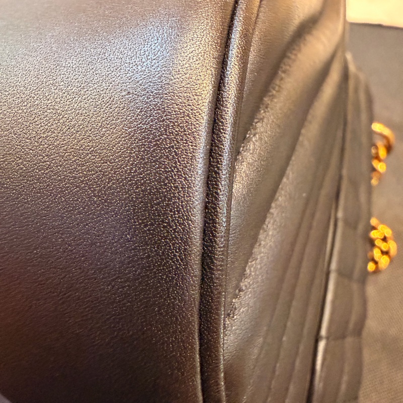 LV New Wave Chain Bag黑牛皮彩色把手斜背包-17