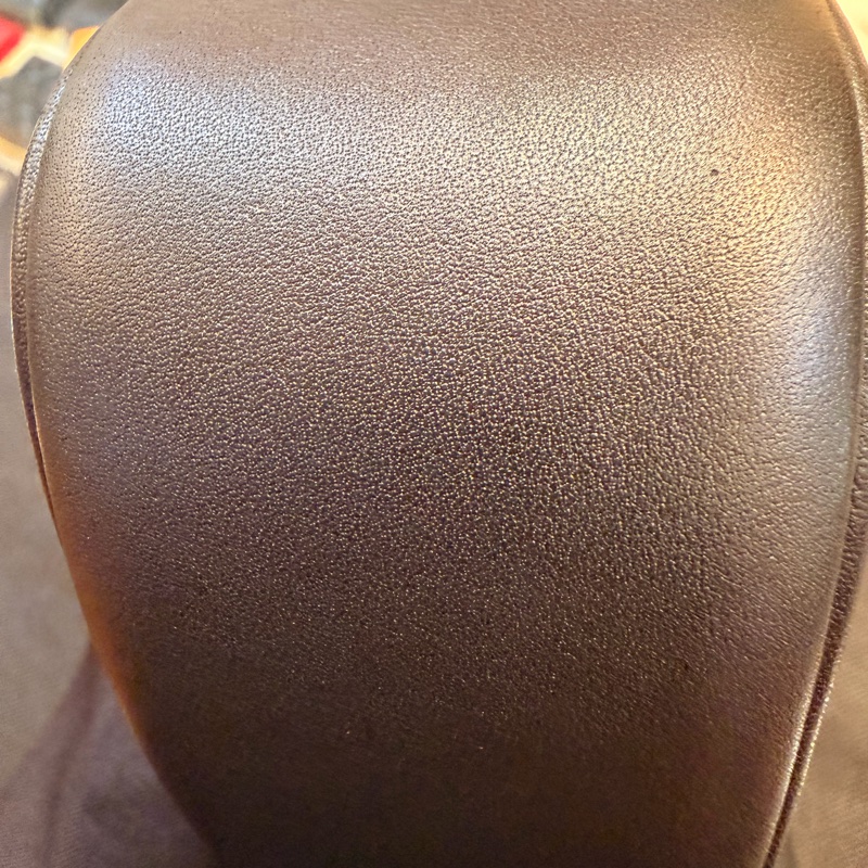 LV New Wave Chain Bag黑牛皮彩色把手斜背包-18