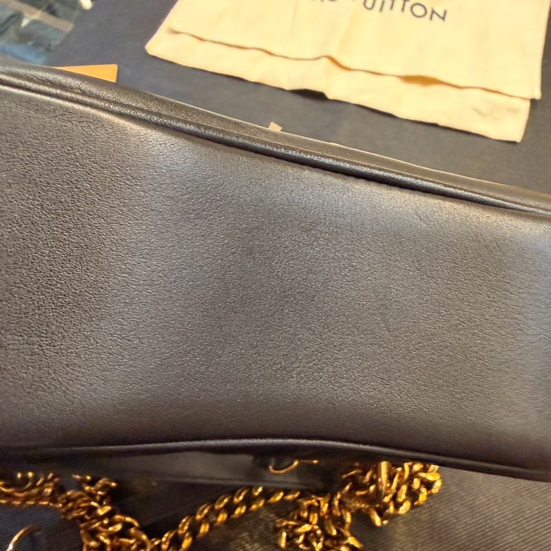 LV New Wave Chain Bag黑牛皮彩色把手斜背包-19