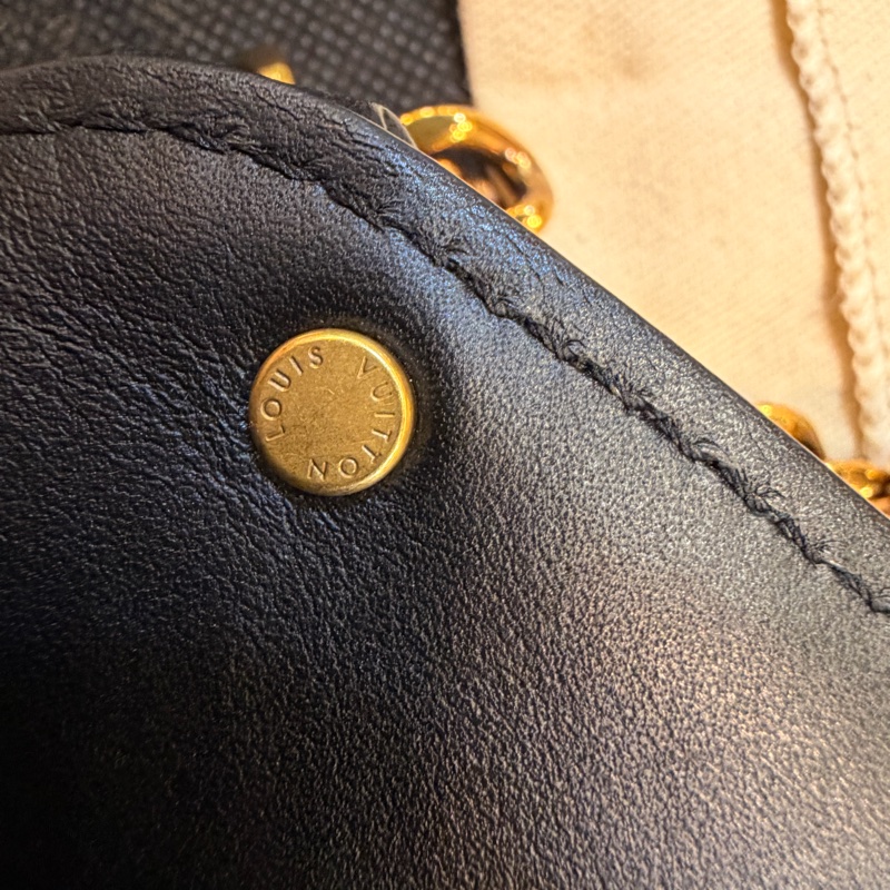 LV New Wave Chain Bag黑牛皮彩色把手斜背包-60