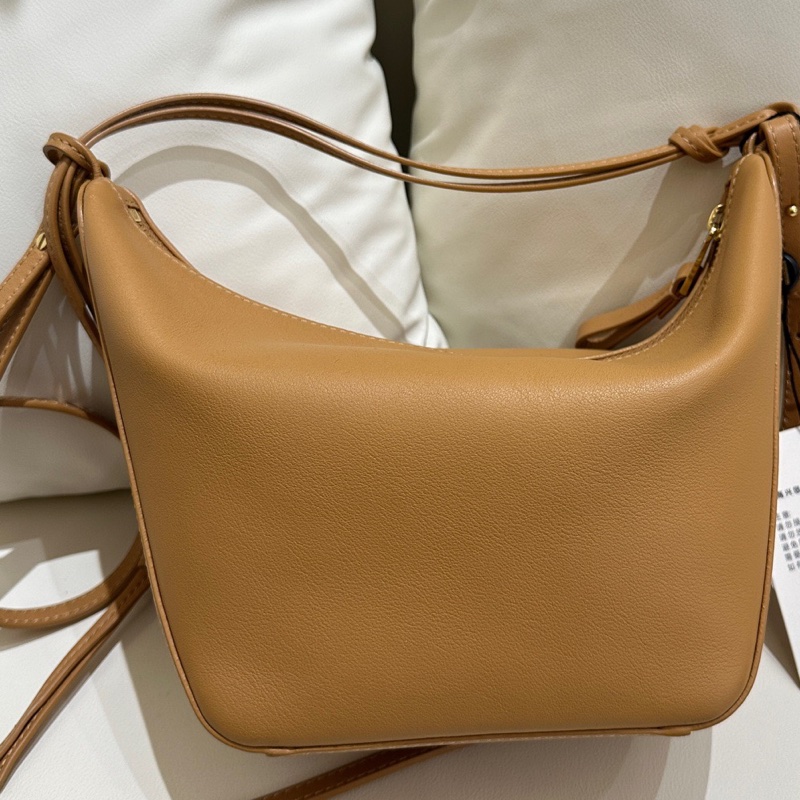 羅意威/Loewe 迷你經典牛皮革 Hammock Hobo 手袋  經典牛皮革 28×9.5×17-0