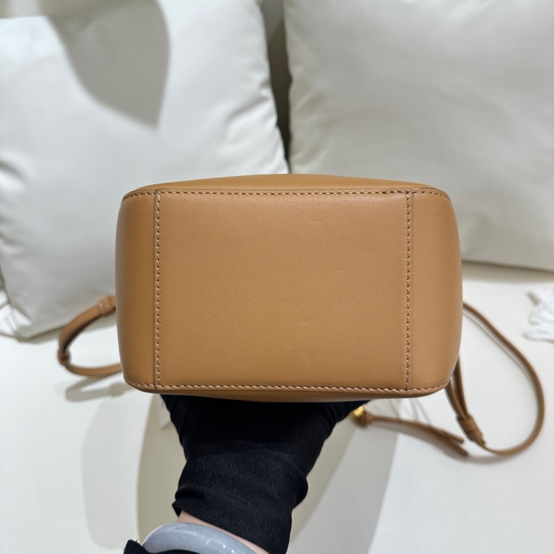 羅意威/Loewe 迷你經典牛皮革 Hammock Hobo 手袋  經典牛皮革 28×9.5×17-3