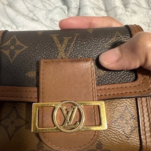 LV 雙色原花 Dauphine 金釦6 卡三折短夾