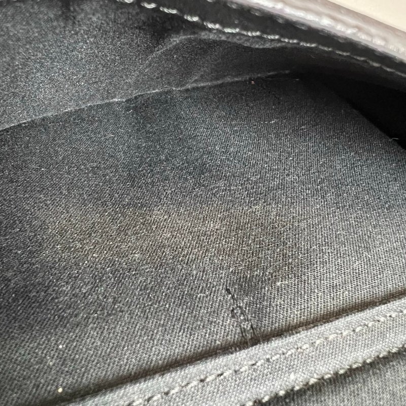 FENDI  黑ROMA肩背包-6