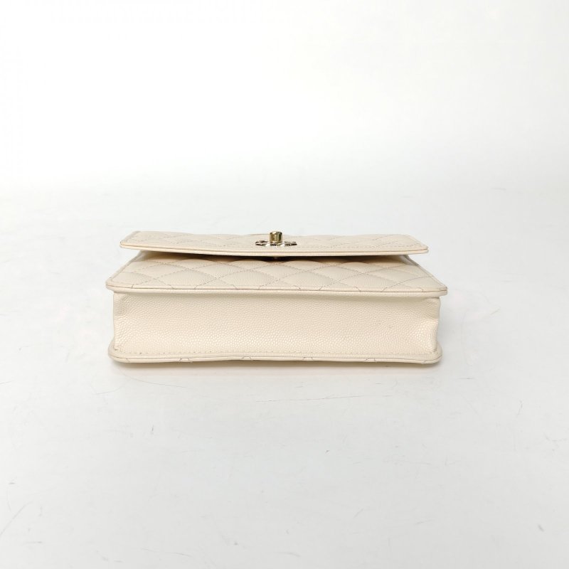 CHANEL 25C風琴包米白色荔枝牛皮鐳射標淺金扣菱格紋肩背包-4